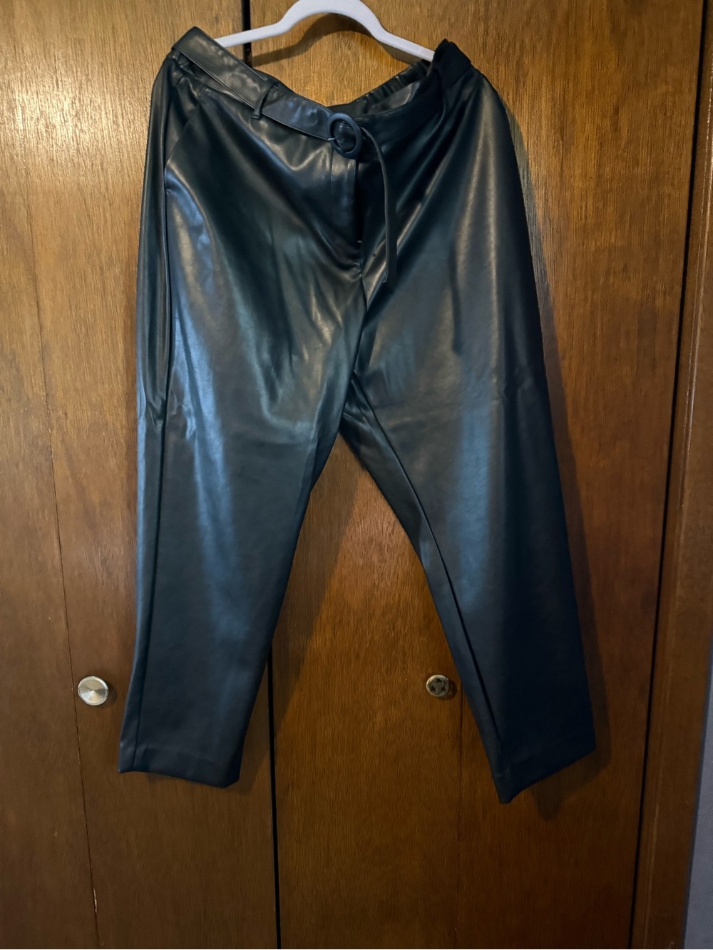 Womens Nine West Black Faux Leather Pants with belt